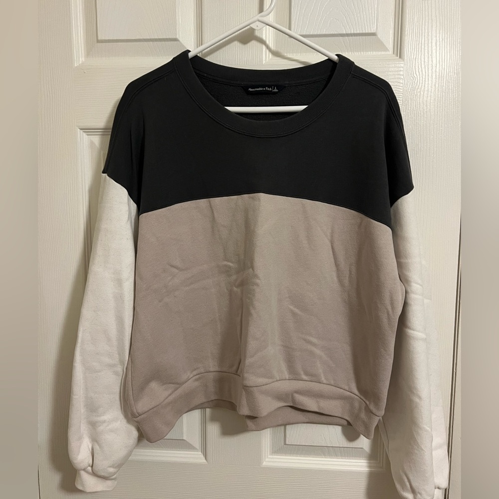 Abercrombie puff sleeve sweatshirt